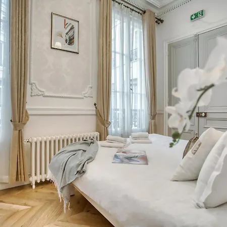 Apartmán Galeries Lafayette - 7 Bedrooms - Lift - Aircon *