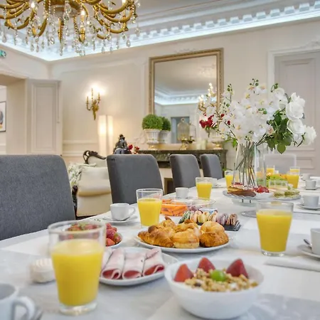 Galeries Lafayette - 7 Bedrooms - Lift - Aircon *