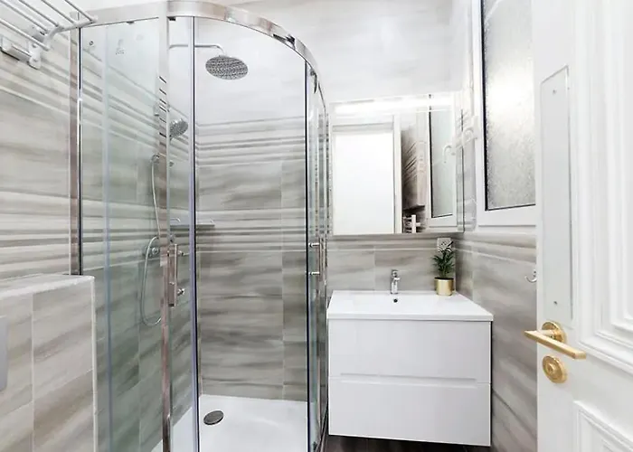 Galeries Lafayette - 7 Bedrooms - Lift - Aircon Appartement Parijs