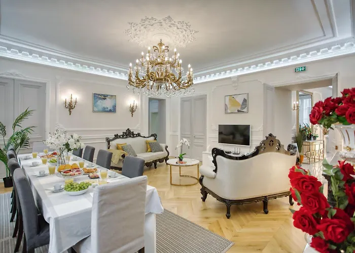 Appartement Galeries Lafayette - 7 Bedrooms - Lift - Aircon Parijs