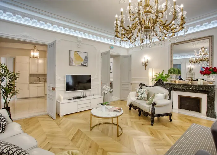 Galeries Lafayette - 7 Bedrooms - Lift - Aircon Appartement Parijs