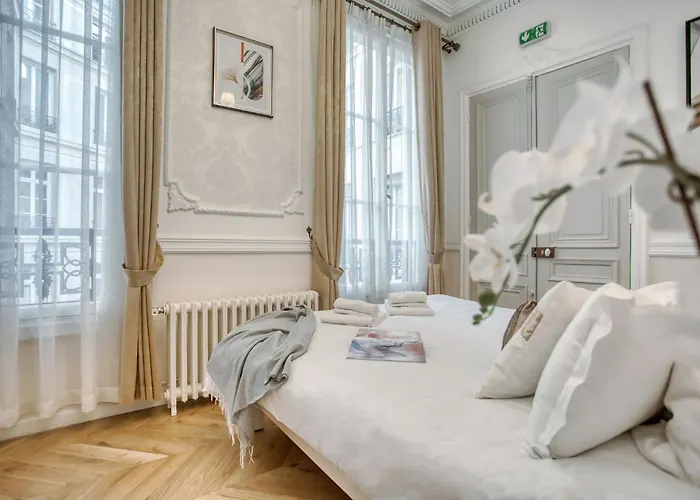 Appartement Galeries Lafayette - 7 Bedrooms - Lift - Aircon *